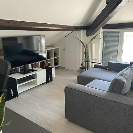 Apartment Rooftop Openspace With Balconies Parking And Bbq Como